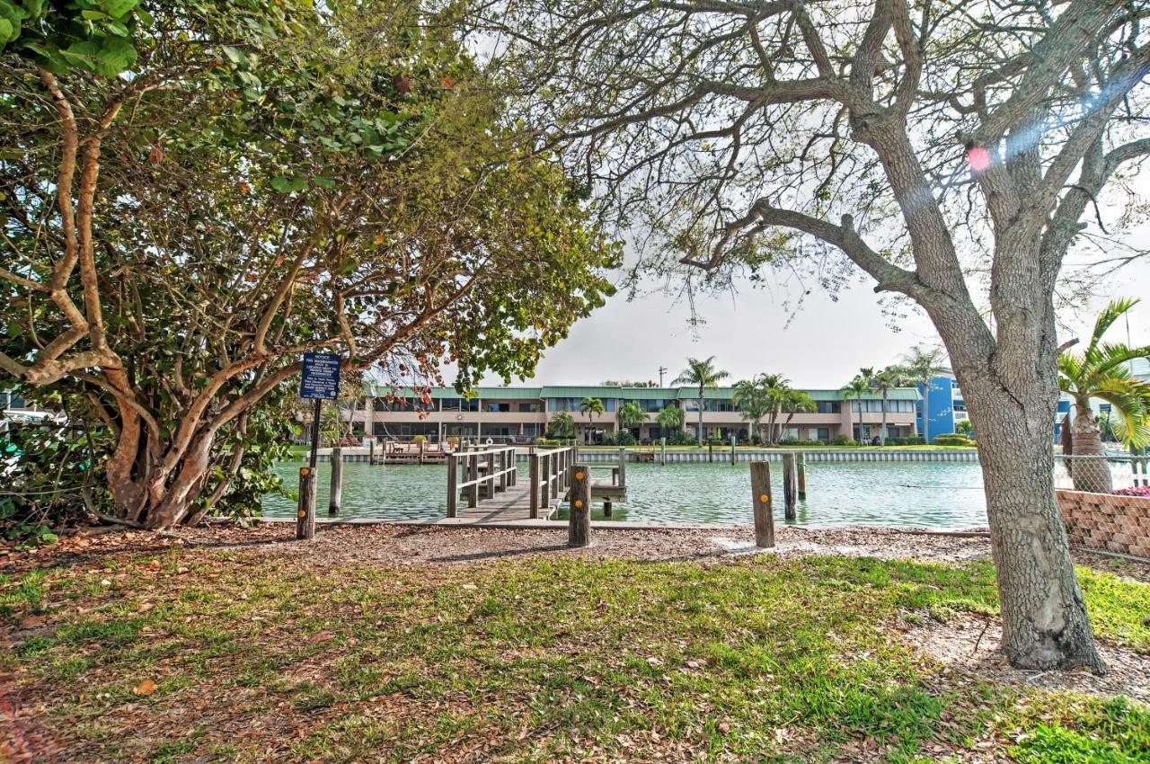 Treasure Island Cottage, Near Boardwalk And Beach! St. Pete Beach Exterior photo